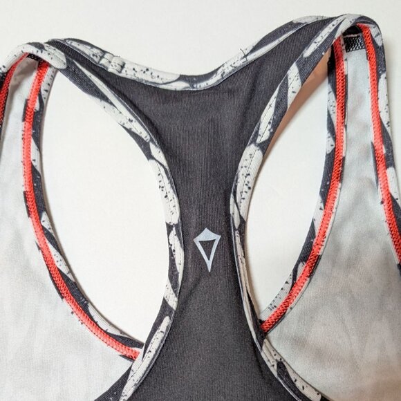 Iviva Racerback Tank Top Allover Print Athletic Activewear Sporty - Picture 3 of 5